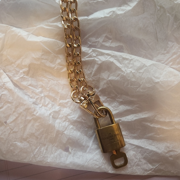 LV lock - Picture 2 of 3